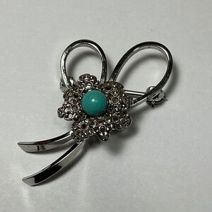 Vintage Wells Sterling Floral Brooch with a Turquoise Stone
